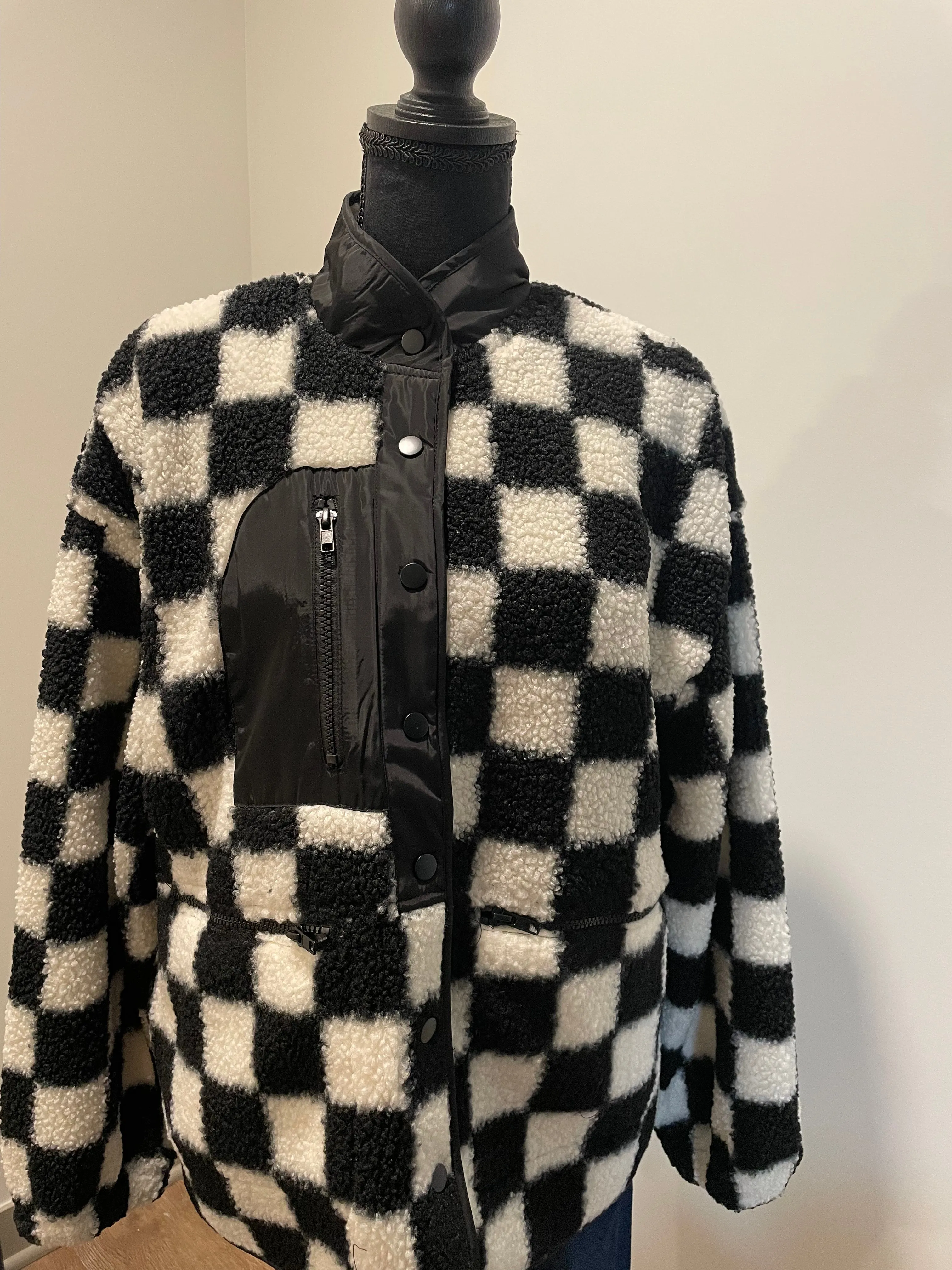 CHECKERED SNAP BUTTON FLEECE JACKET