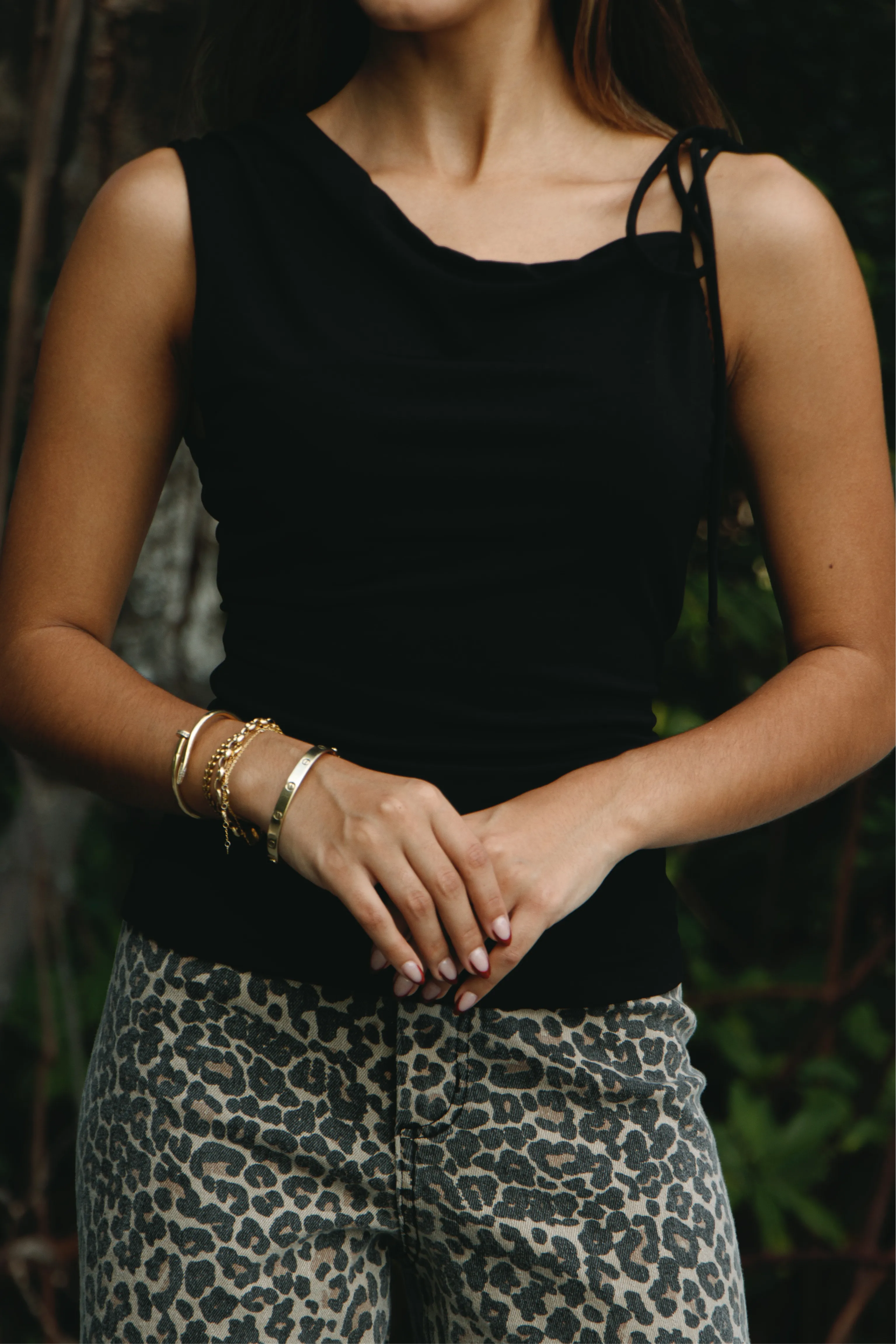 Chic Asymmetrical Top