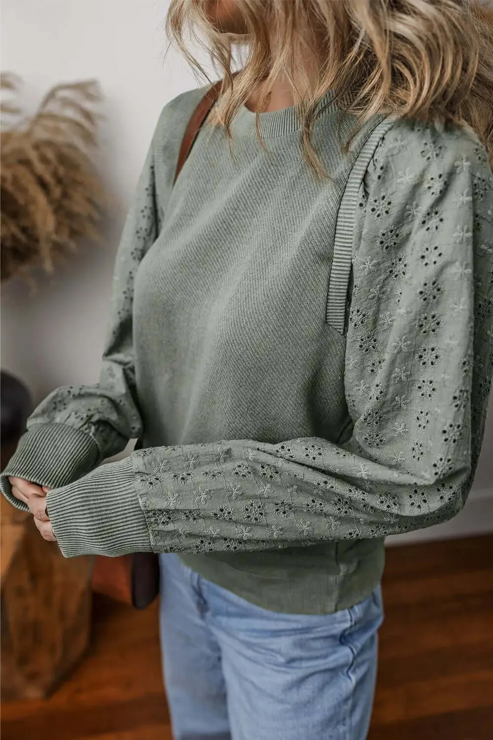 Eyelet Round Neck Long Sleeve Fashion Sweatshirt