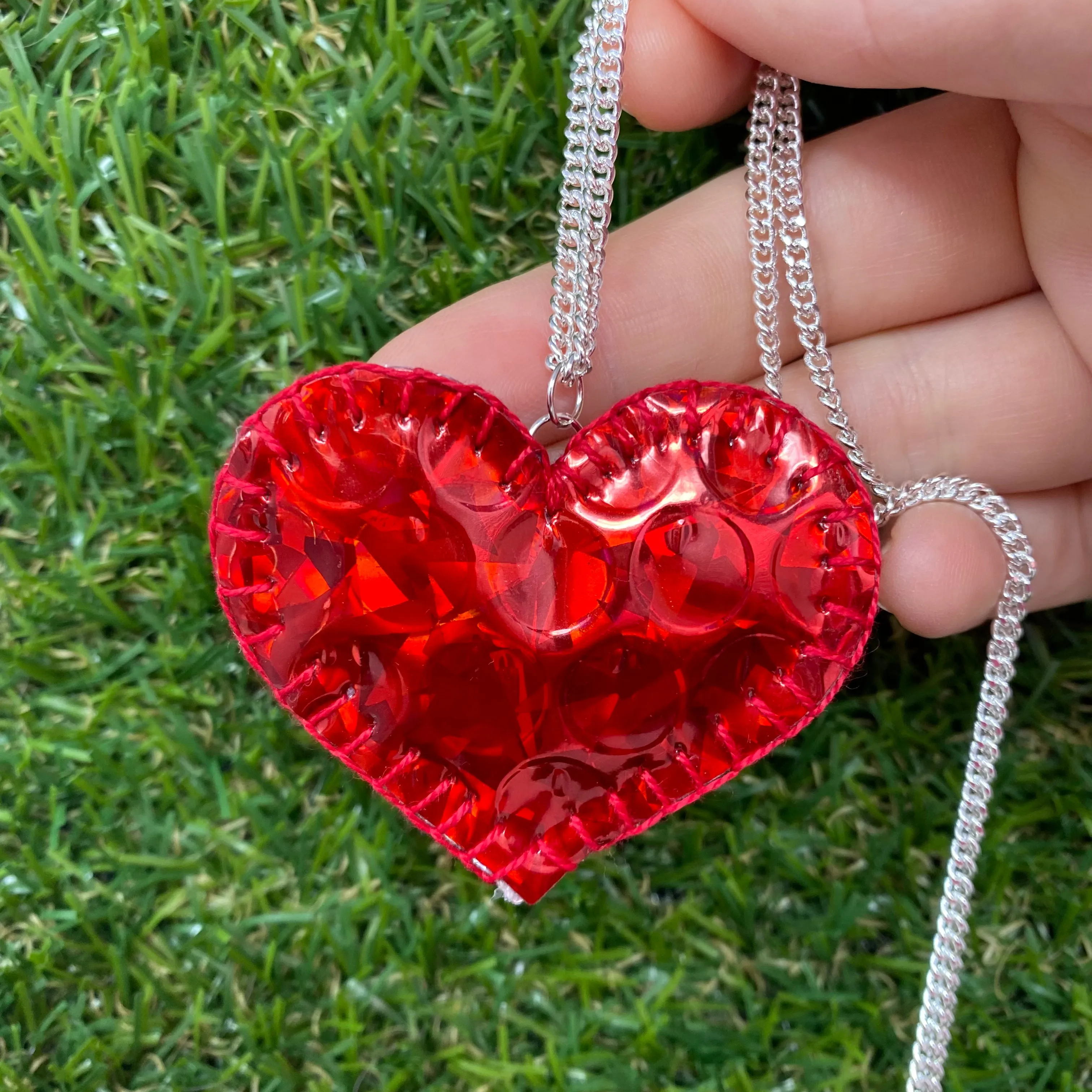 Holographic heart pendants