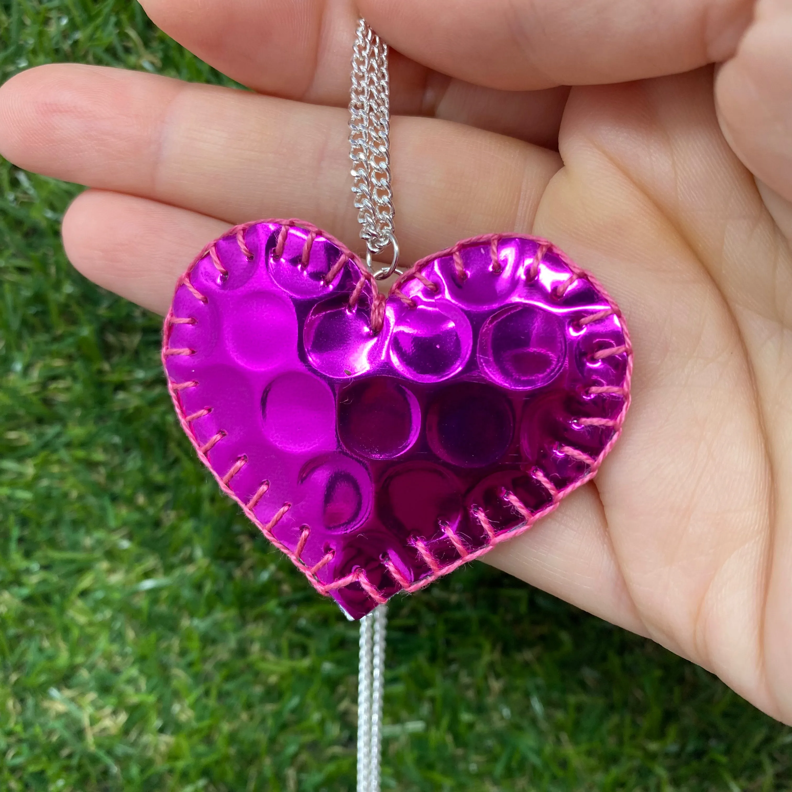 Holographic heart pendants
