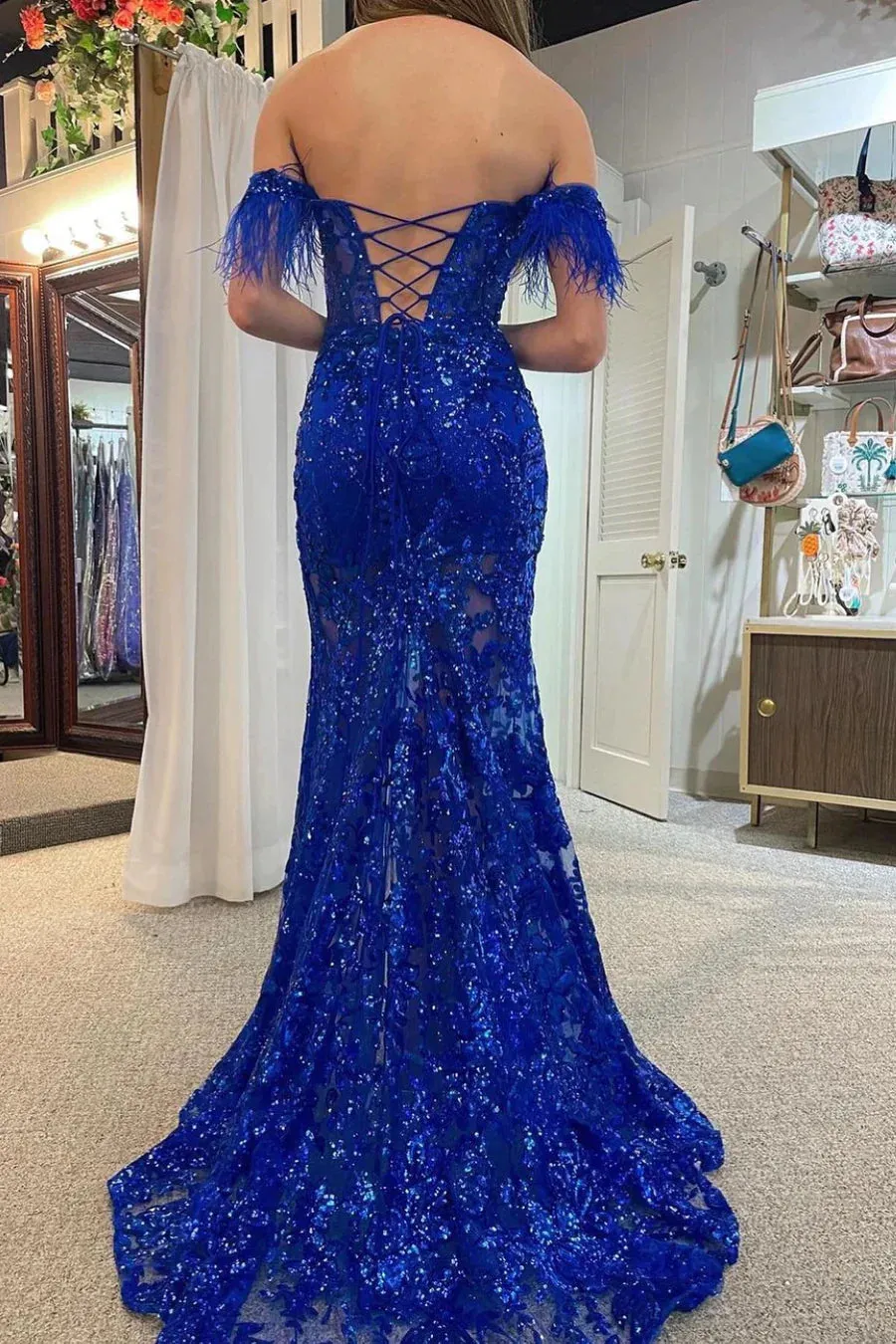 Off The Shoulder Lace Appliques Long Prom Dress with Feathers      fg4196