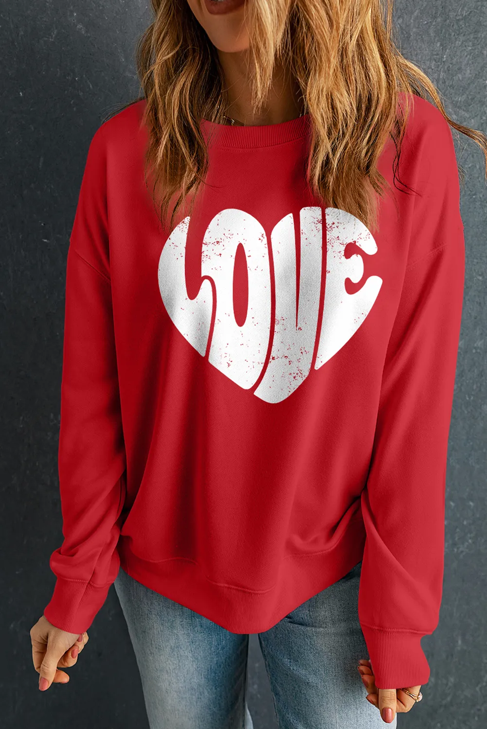 Red Retro Heart-shape LOVE Letter Graphic Crewneck Sweatshirt