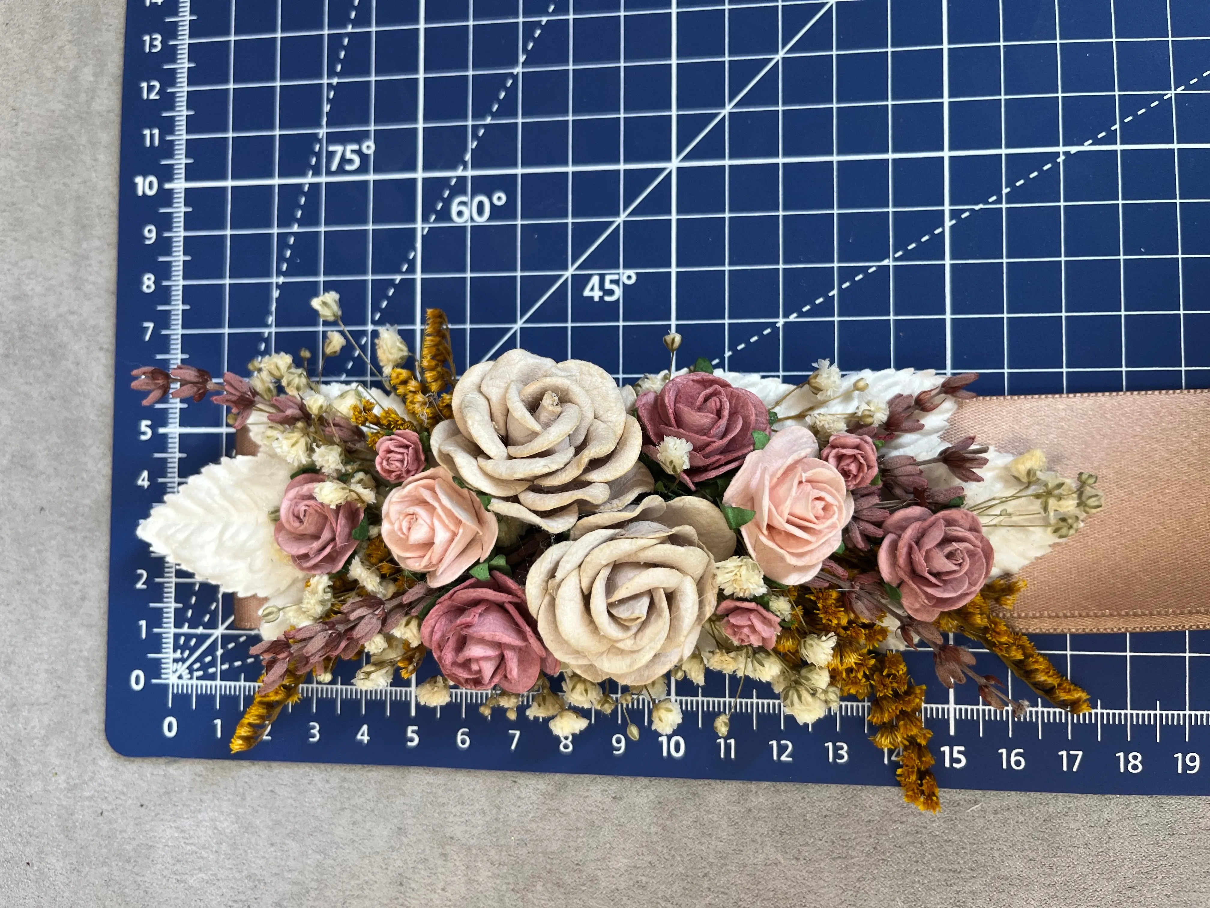 Romantic dusty pink flower belt