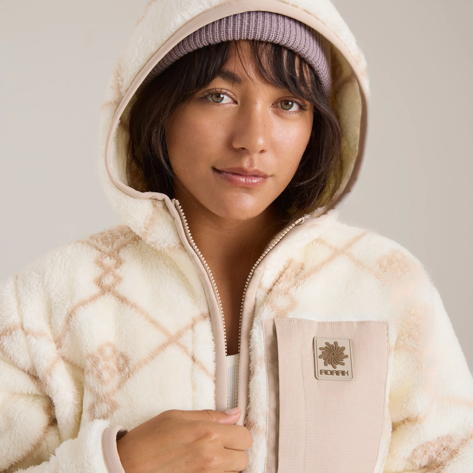 Ursa Hoodie - White Wolf